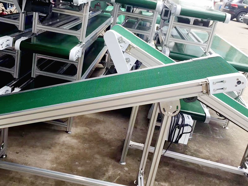 爬坡輸送機(jī),爬坡輸送機(jī)定制