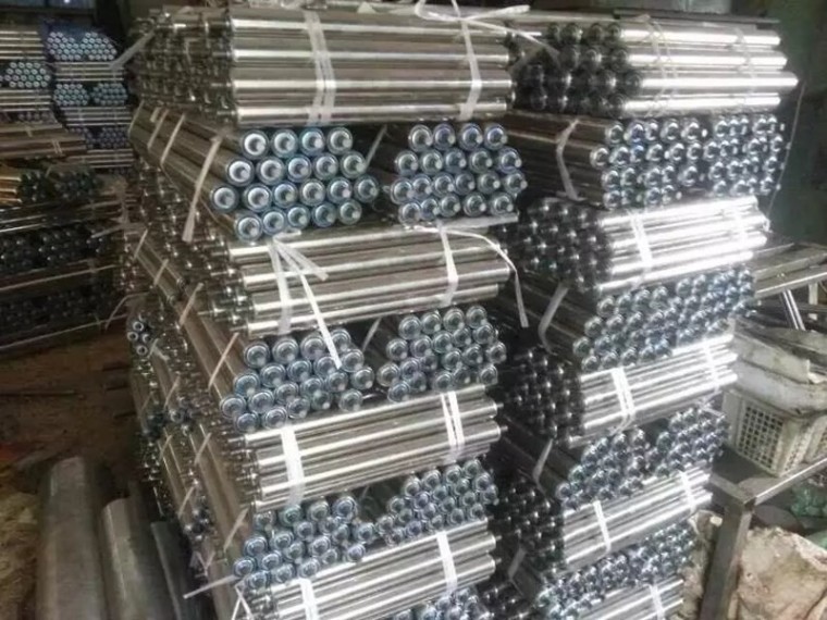 無動力滾筒和不銹鋼滾筒在使用中有什么不同？
